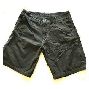 Men’s Kuhl shorts. Ramblr short